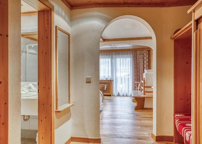 Hotel Alpenstolz