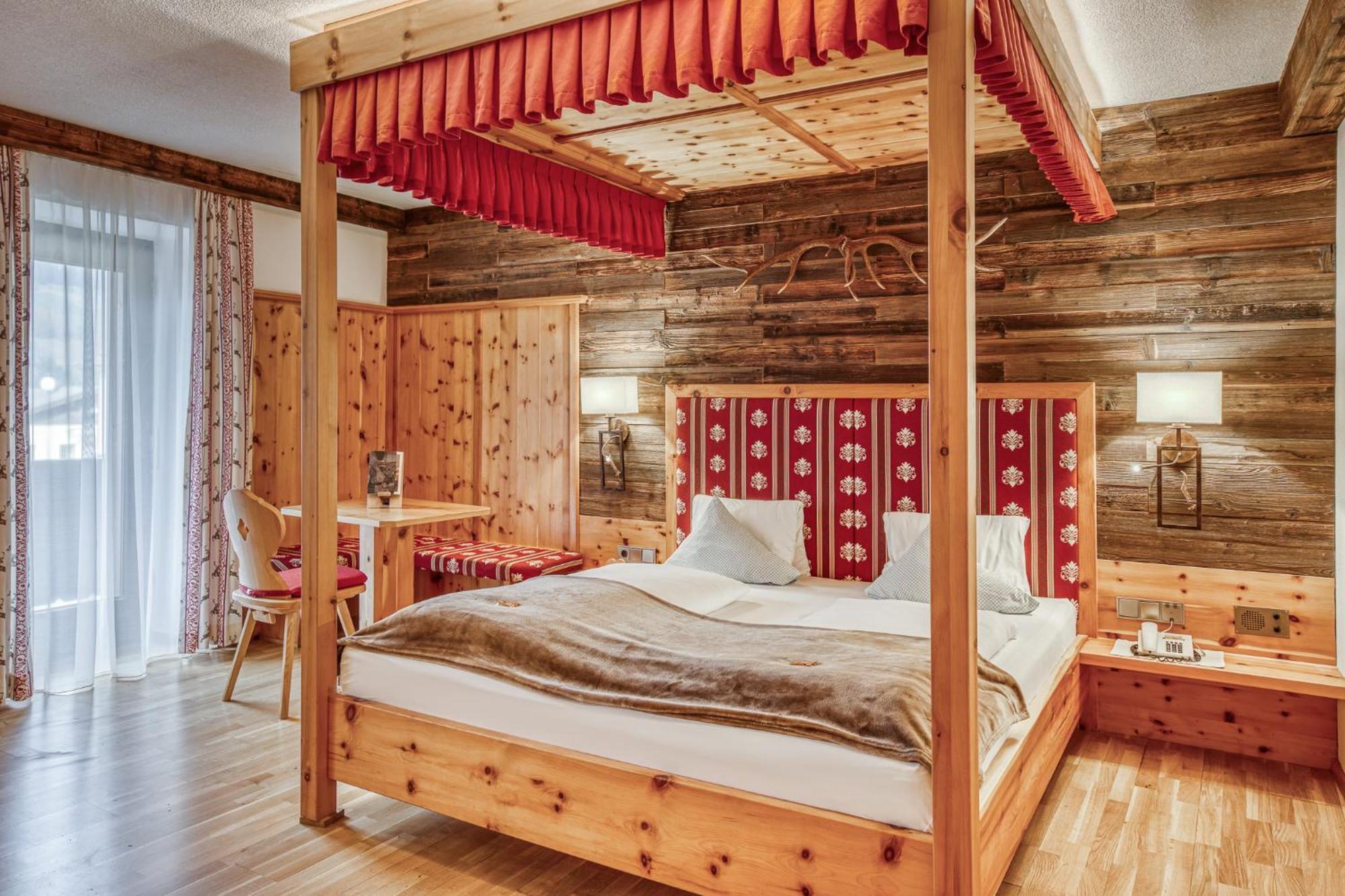 Alpenstolz Hotel