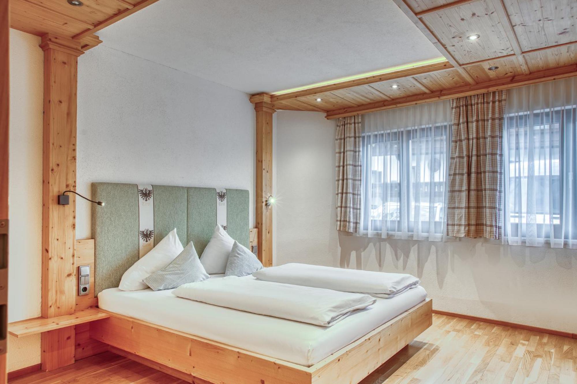 Hotel Alpenstolz 3*